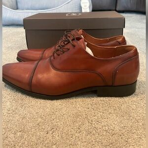 Florsheim Shoe Company Dress Shoes